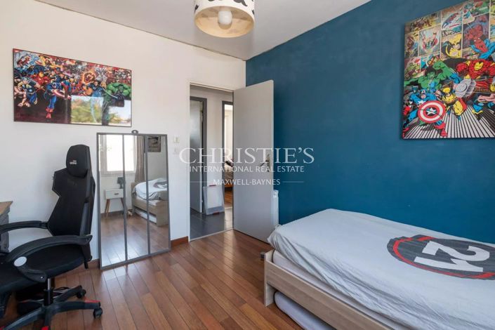 Image No.22-4 Bed House for sale