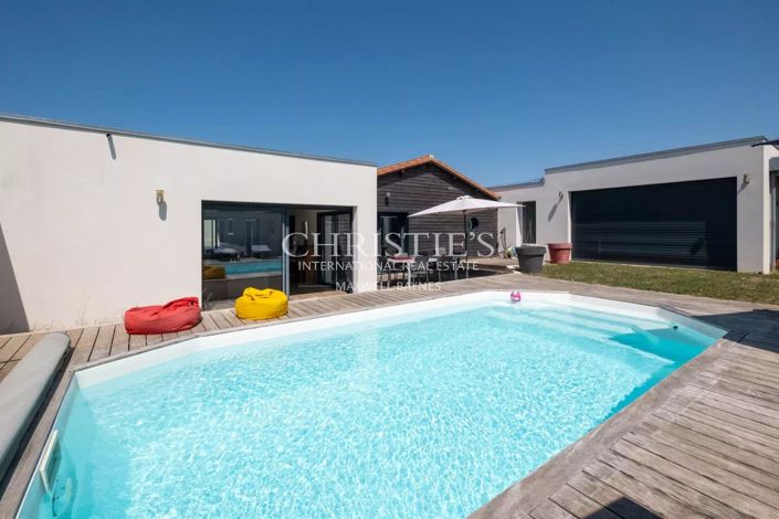 Image No.33-4 Bed House for sale