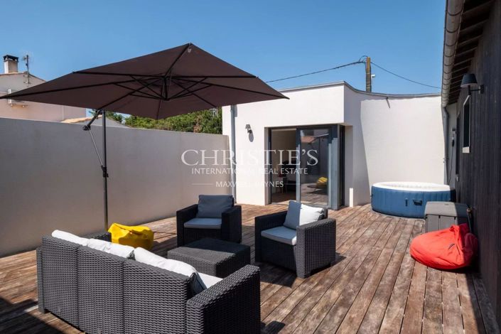 Image No.9-4 Bed House for sale