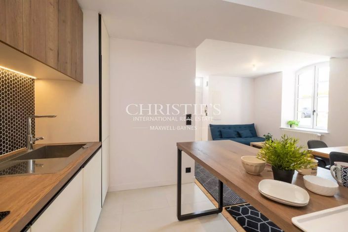 Image No.8-2 Bed Apartment for sale