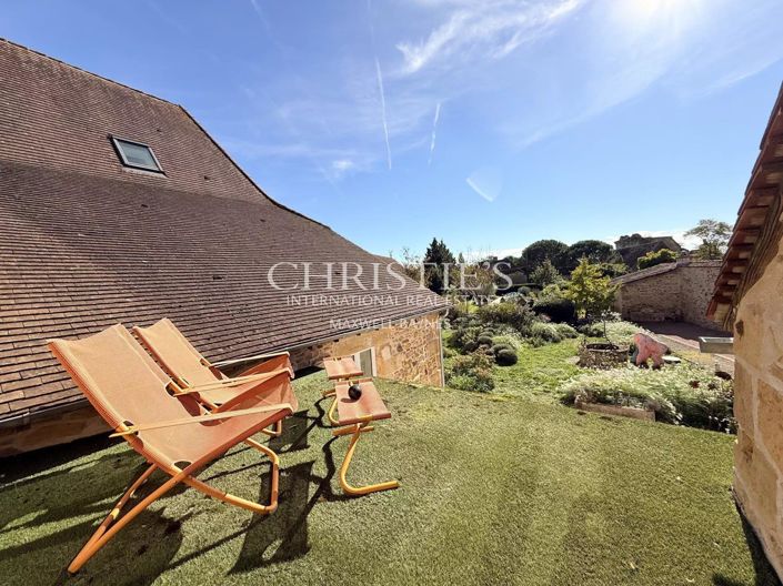 Image No.13-11 Bed House for sale