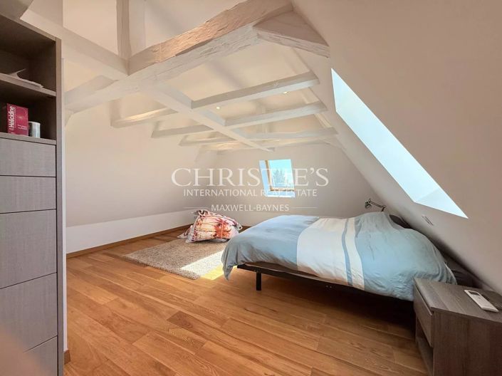 Image No.21-11 Bed House for sale