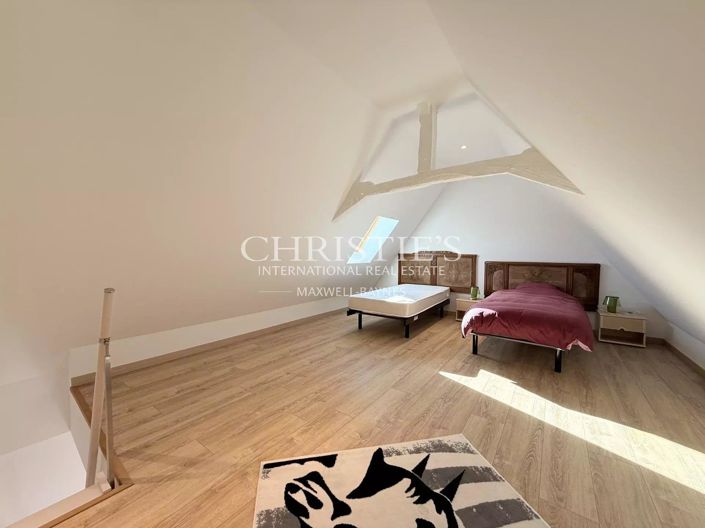 Image No.30-11 Bed House for sale