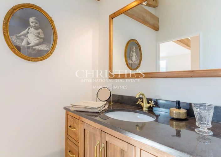 Image No.12-4 Bed House for sale