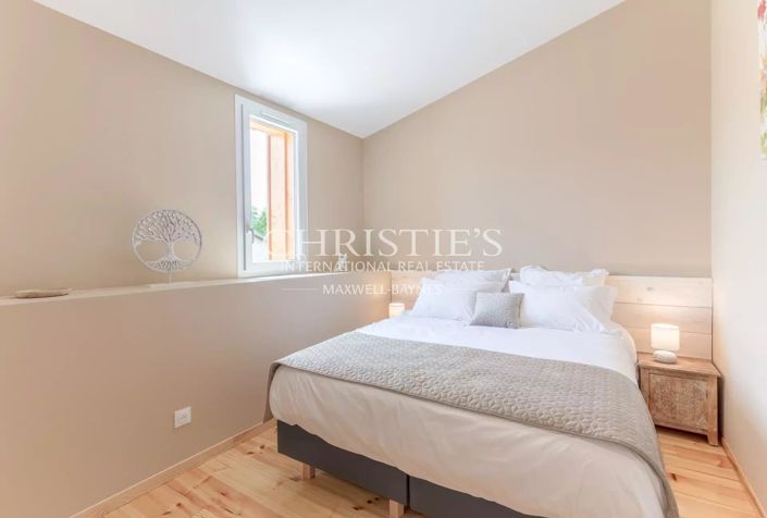 Image No.16-4 Bed House for sale