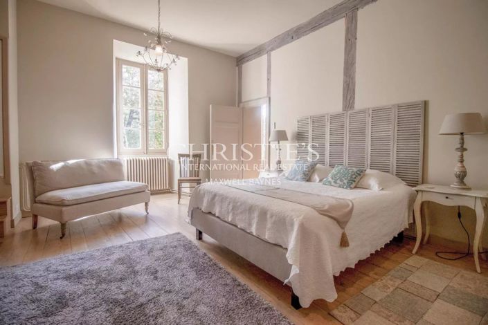 Image No.13-10 Bed House for sale