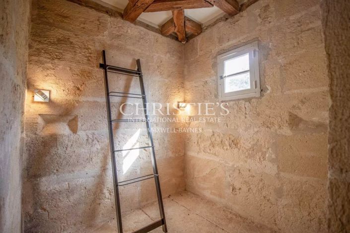 Image No.16-10 Bed House for sale