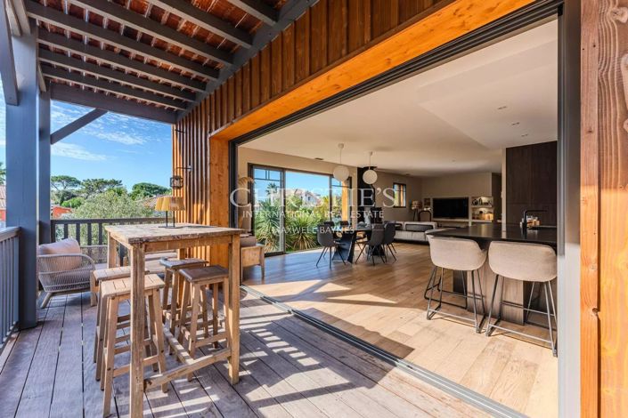 Image No.3-3 Bed House for sale