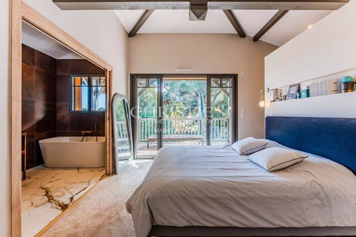 Image No.7-3 Bed House for sale