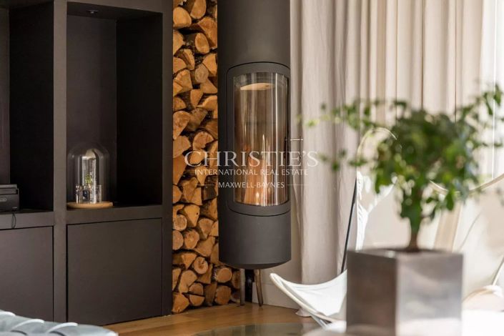 Image No.9-4 Bed House for sale