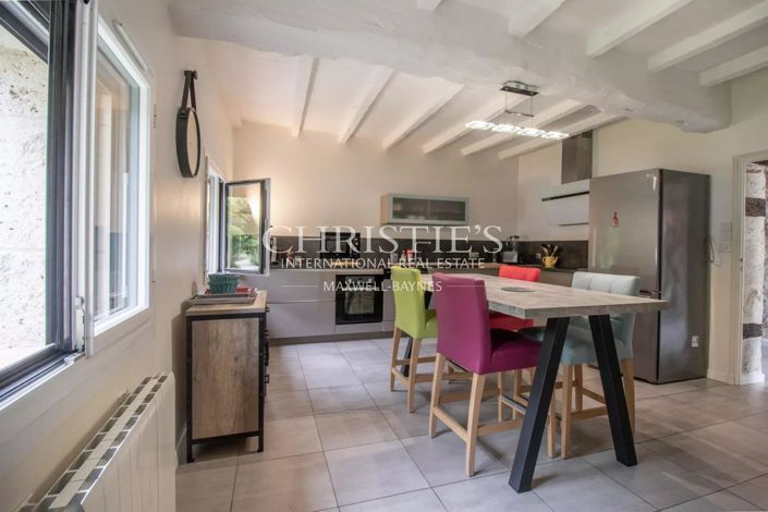 Image No.14-3 Bed House for sale