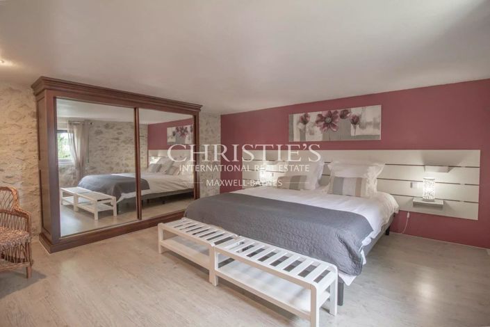 Image No.16-3 Bed House for sale