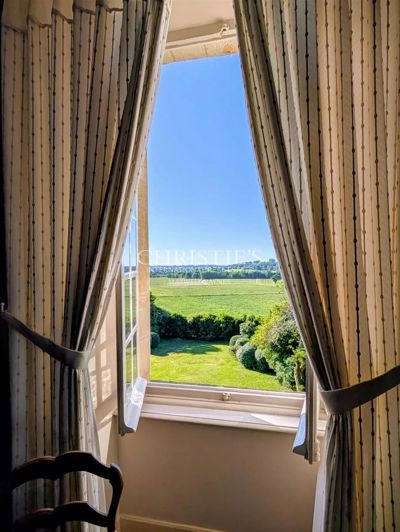 Image No.8-6 Bed House for sale