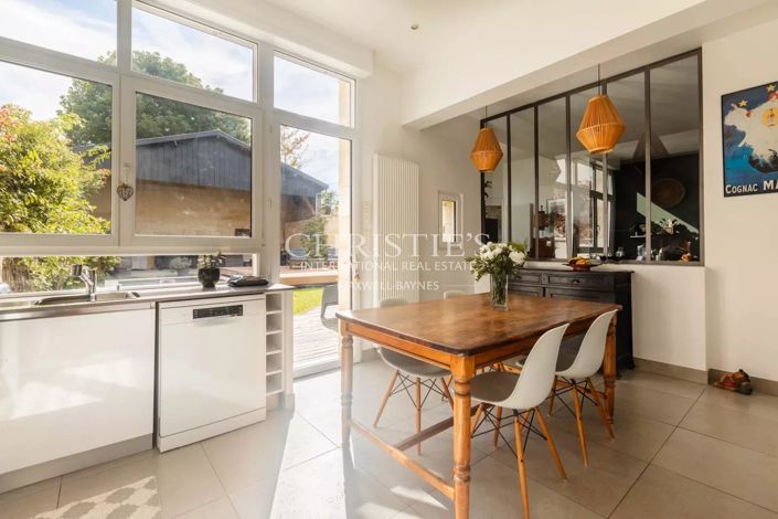 Image No.3-4 Bed House for sale