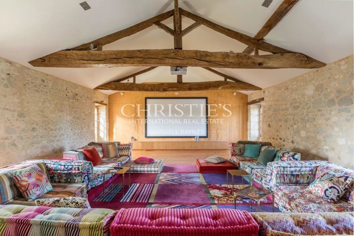 Image No.15-7 Bed House for sale