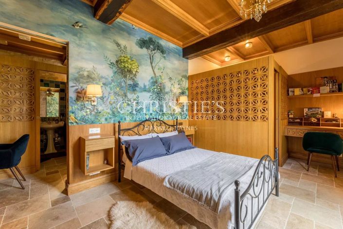 Image No.17-7 Bed House for sale