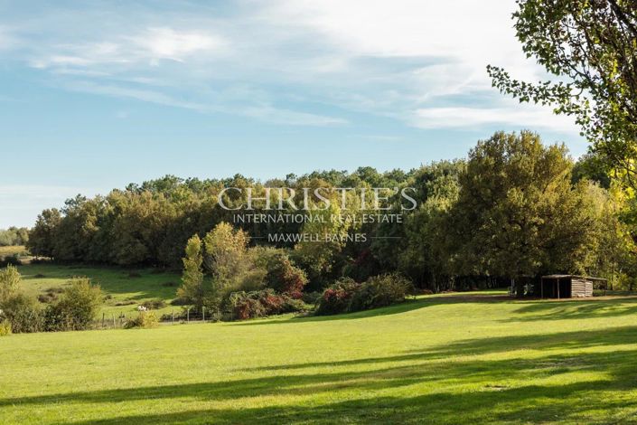 Image No.8-7 Bed House for sale