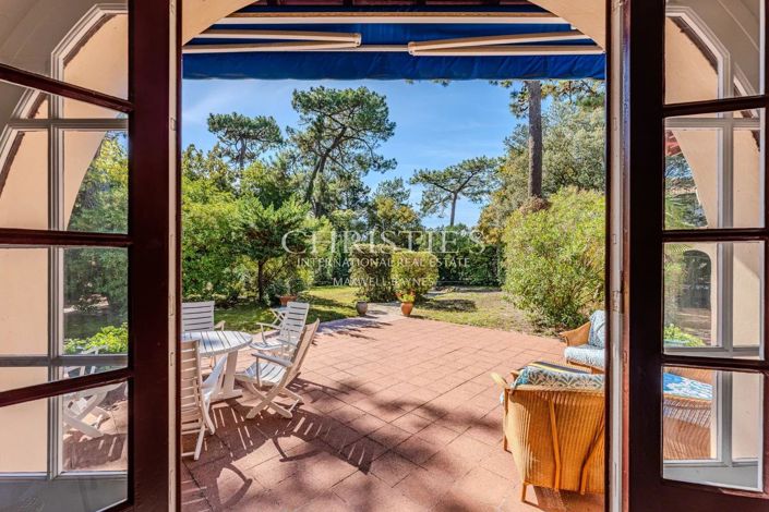 Image No.4-4 Bed House for sale