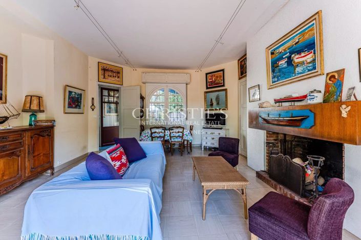 Image No.6-4 Bed House for sale