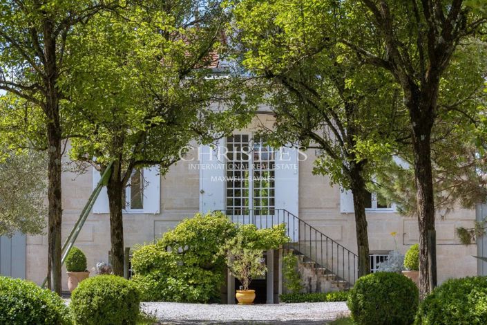 Image No.5-5 Bed House for sale