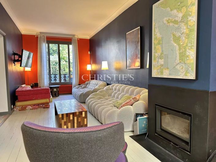 Image No.2-3 Bed House for sale