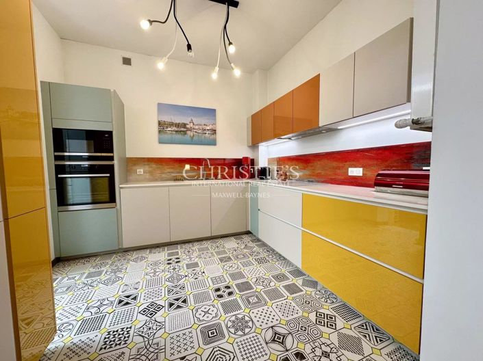 Image No.4-3 Bed House for sale