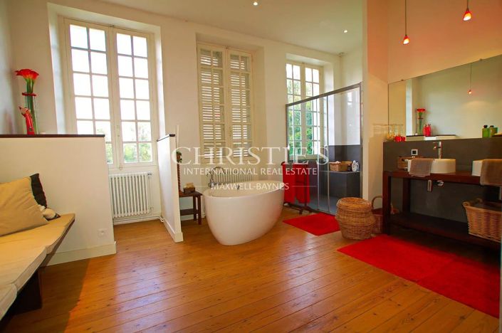 Image No.11-House for sale