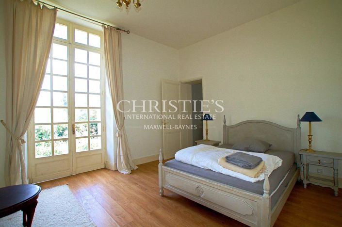 Image No.15-House for sale