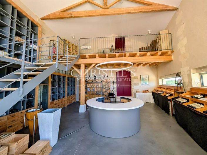 Image No.20-6 Bed House for sale