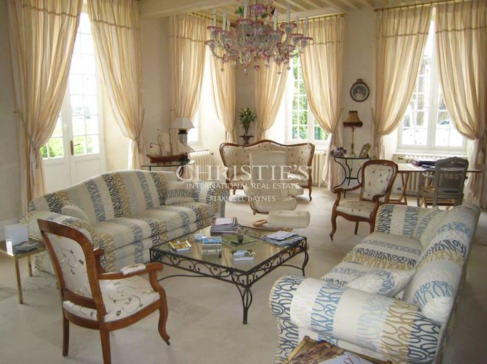 Image No.4-6 Bed House for sale