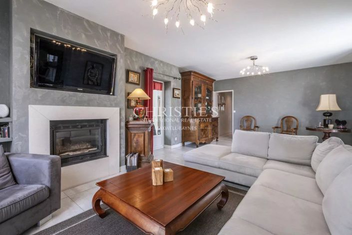 Image No.6-House for sale