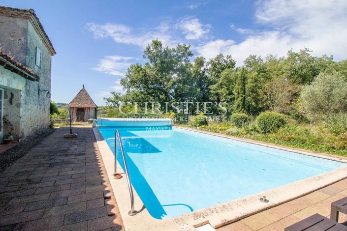 Image No.6-14 Bed House for sale