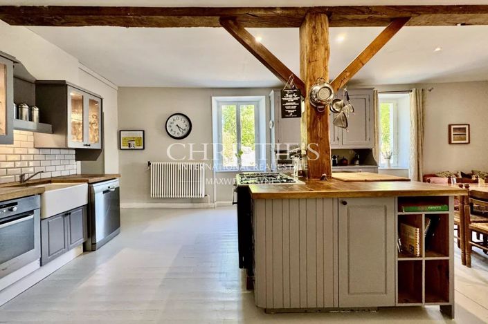 Image No.11-12 Bed House for sale