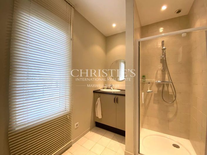 Image No.13-3 Bed House for sale