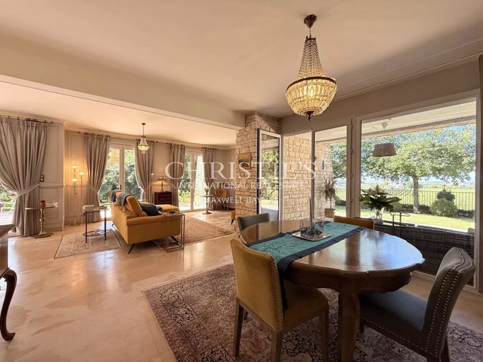 Image No.11-6 Bed House for sale