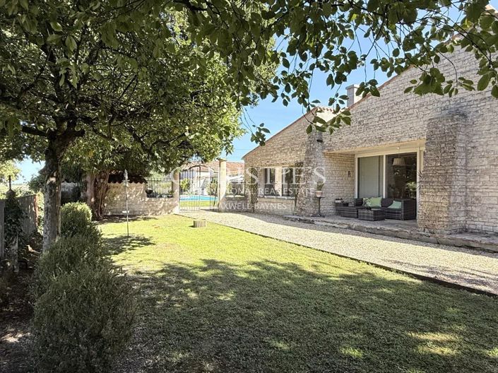 Image No.22-6 Bed House for sale