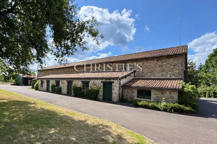 Image No.11-18 Bed House for sale