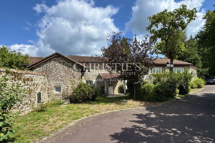 Image No.17-18 Bed House for sale