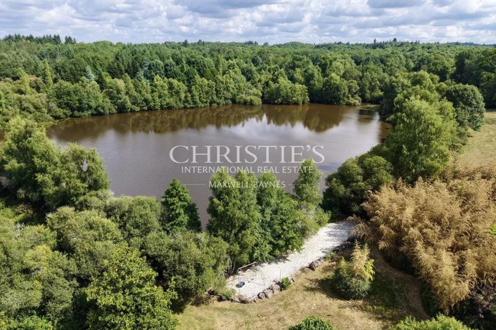 Image No.20-18 Bed House for sale