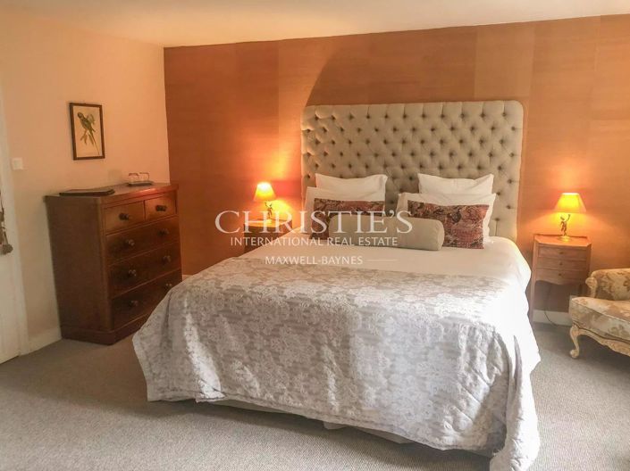 Image No.19-10 Bed House for sale