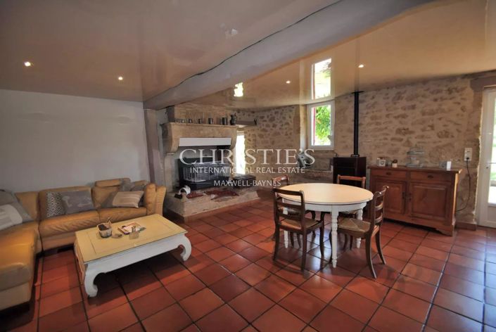 Image No.9-House for sale