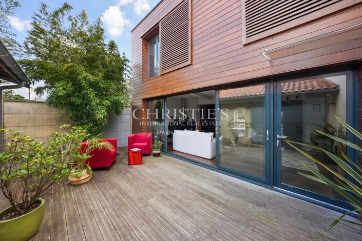 Image No.22-4 Bed House for sale