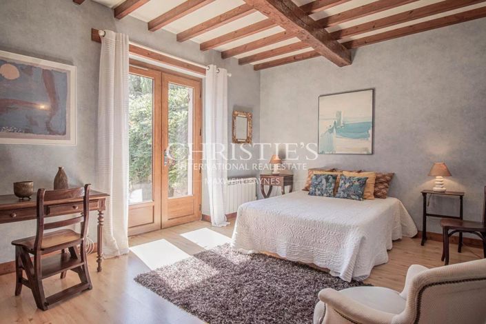 Image No.11-5 Bed House for sale