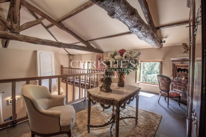 Image No.13-5 Bed House for sale