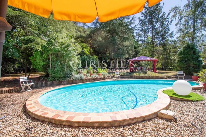 Image No.18-5 Bed House for sale