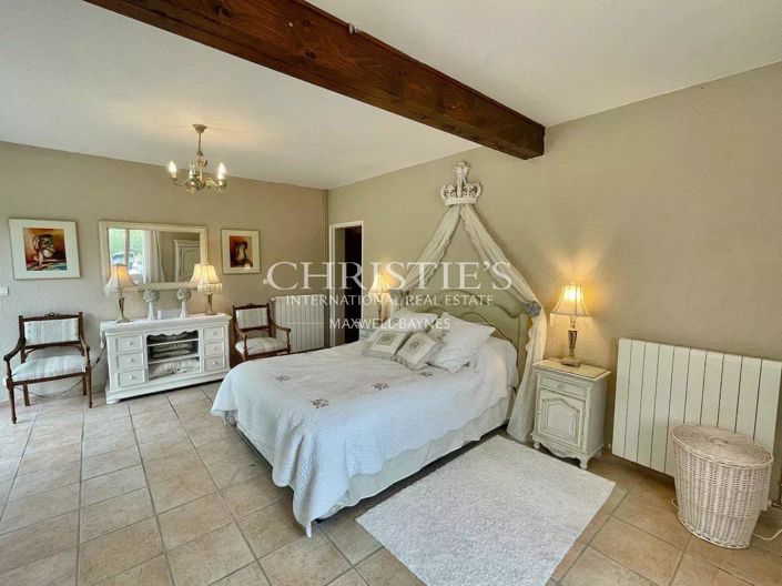 Image No.4-6 Bed House for sale