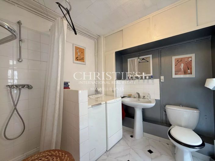 Image No.14-6 Bed House for sale