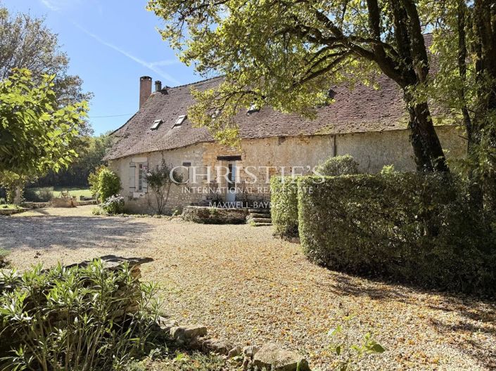 Image No.2-8 Bed House for sale