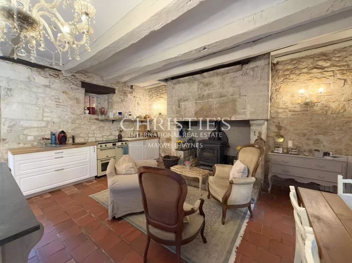 Image No.9-8 Bed House for sale