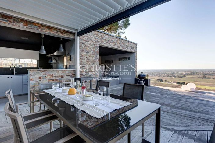 Image No.19-4 Bed House for sale